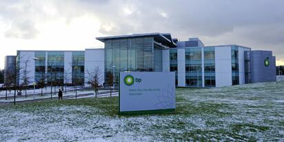 British Petroleum destituye a su presidente Albert Manifold