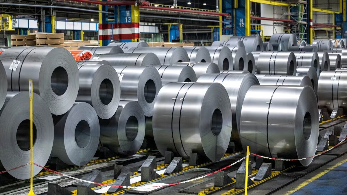 México pedirá reducir aranceles al acero en revisión del T-MEC