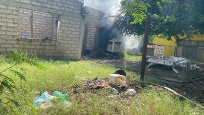 Incendio en Nueva Rosita deja vivienda destruida por conflicto familiar