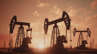 Petróleo cae más de 5% por posible acuerdo entre EU e Irán