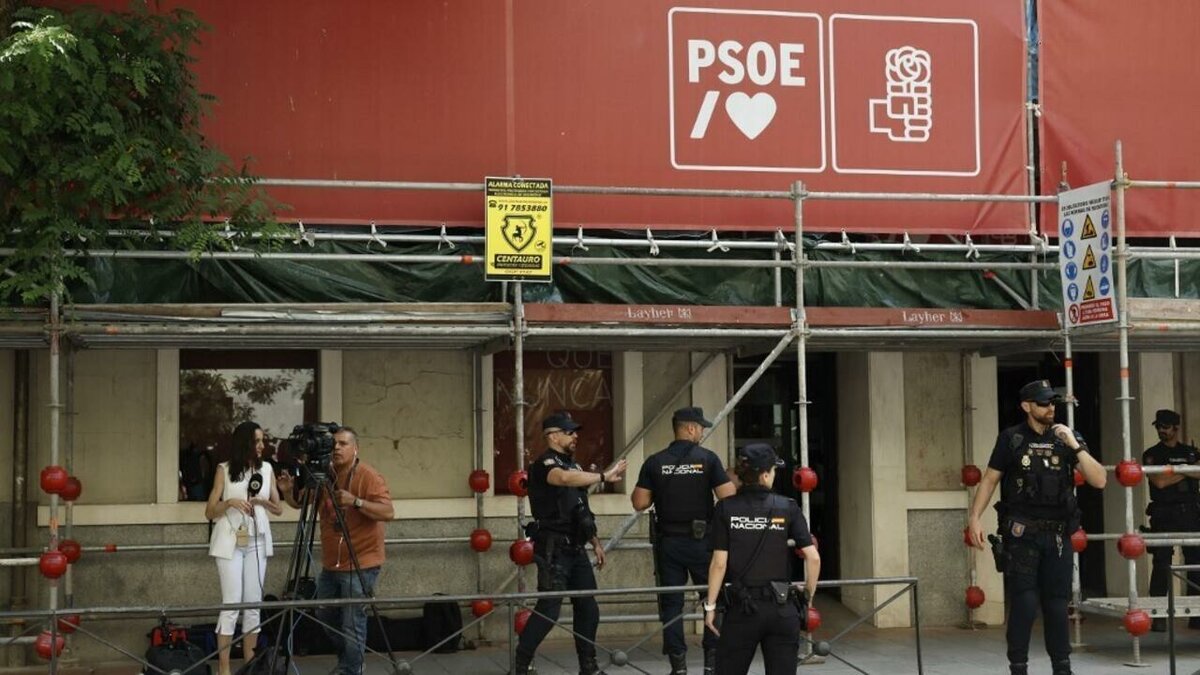 PSOE rechaza acusaciones tras registro de su sede central