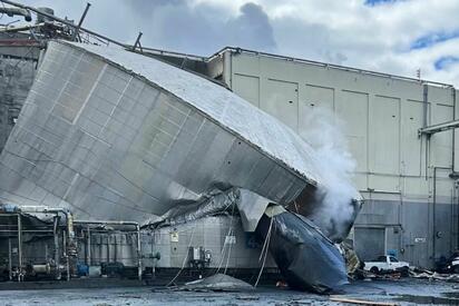 Las autoridades de Washington confirmaron ocho muertos y nueve heridos tras la implosión de un tanque químico en una planta papelera de Longview