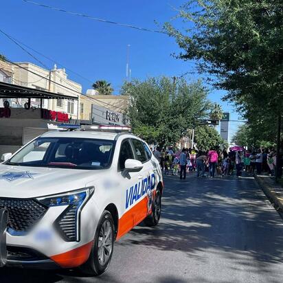 Además de las actividades mencionadas, se proporciona información a la ciudadanía sobre los servicios y funciones de la dependencia.  Torreón, Coahuila.
