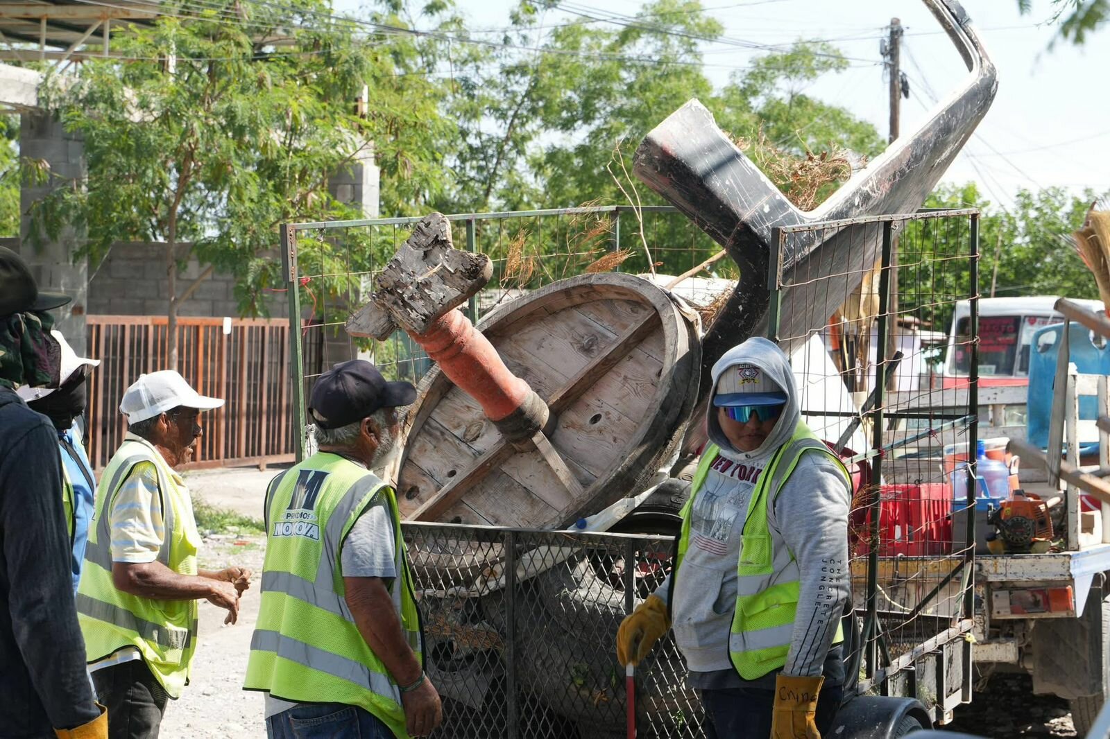Descacharrización retira toneladas de residuos en viviendas en Monclova