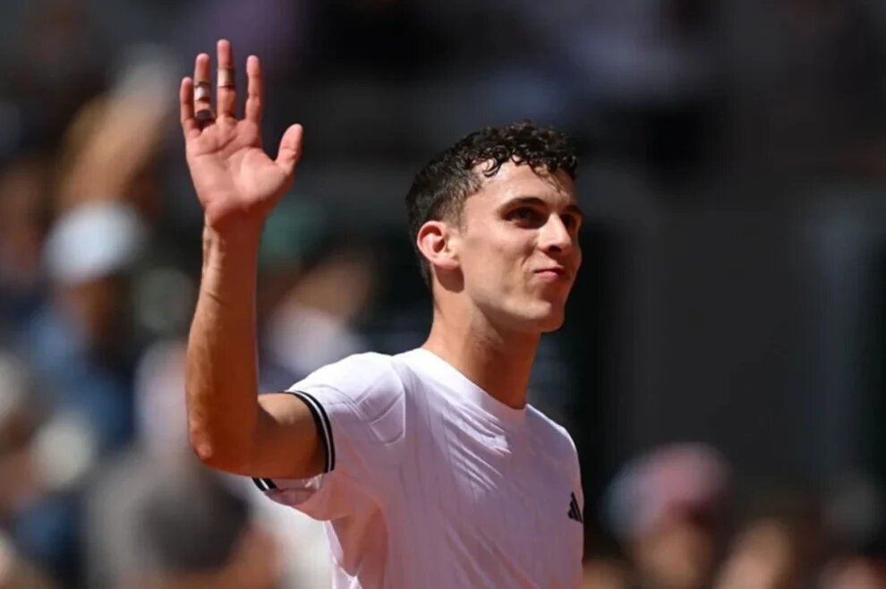 Cerúndolo vence a Landaluce en seis horas en Roland Garros