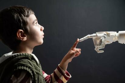La organización ILAS presentó VigIA, una herramienta de inteligencia artificial diseñada para detectar señales de riesgo y prevenir el abuso sexual infantil.