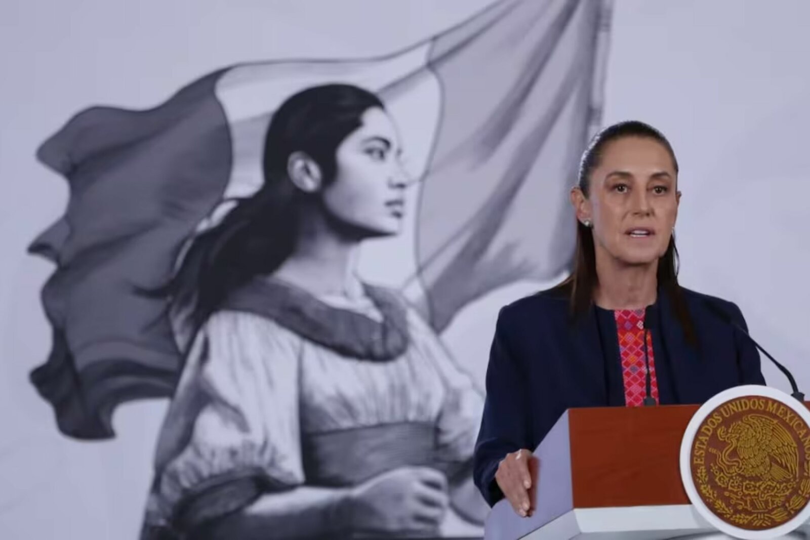 Sheinbaum atribuye ofensiva contra México a sectores de ultraderecha de EU