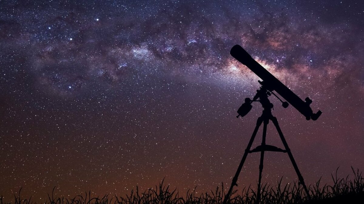 Luna de Fresa y alineación planetaria marcarán junio de 2026