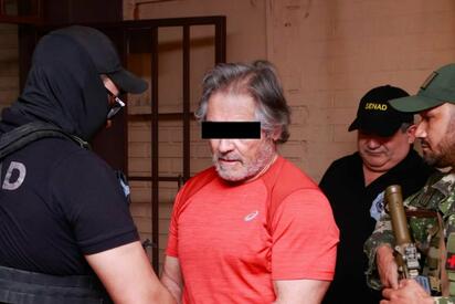 La audiencia intermedia de Hernán Bermúdez Requena fue aplazada a petición de su defensa, mientras avanzan las investigaciones por diversos delitos en Tabasco.