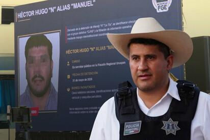 La Fiscalía de Michoacán informó la detención de dos presuntos implicados en la red criminal vinculada al asesinato de Carlos Manzo Rodríguez y al CJNG.