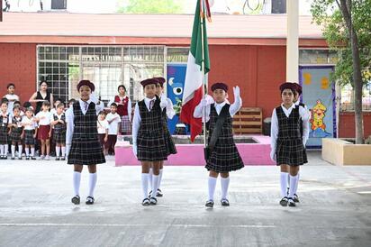 Alumnos regresan a clases tras paro magisterial en la región