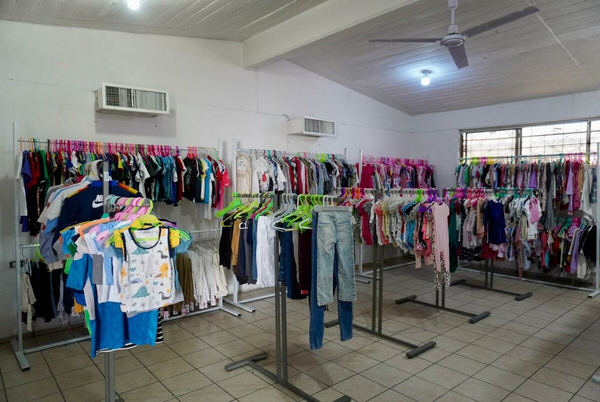 Bazar DIF Torreón ofrece ropa, juguetes y artículos para el hogar a bajo costo en apoyo a la economía familiar