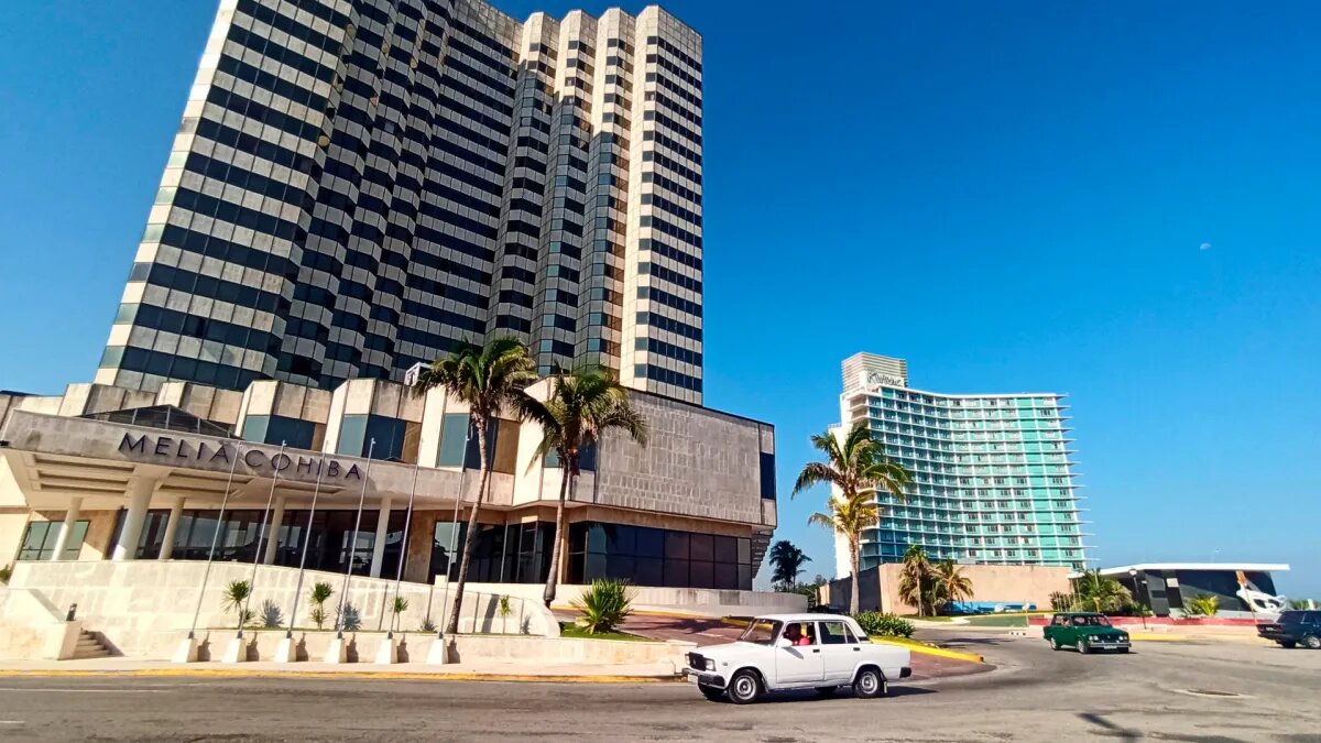 Meliá deja de operar 15 hoteles en Cuba por crisis económica