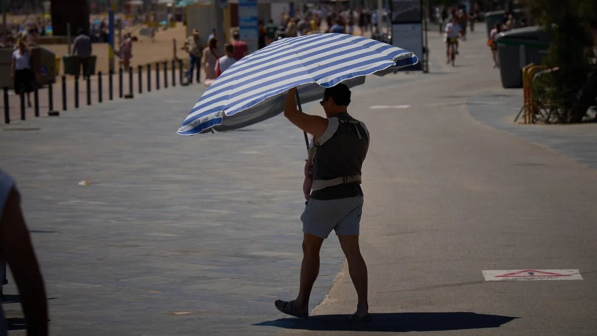 España registra récord de 101 muertes por calor durante mayo