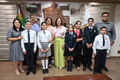 Alumnos de primaria avanzan a la etapa nacional de la Olimpiada del Conocimiento Infantil y ponen en alto el nombre del municipio.   Frontera, Coahuila;