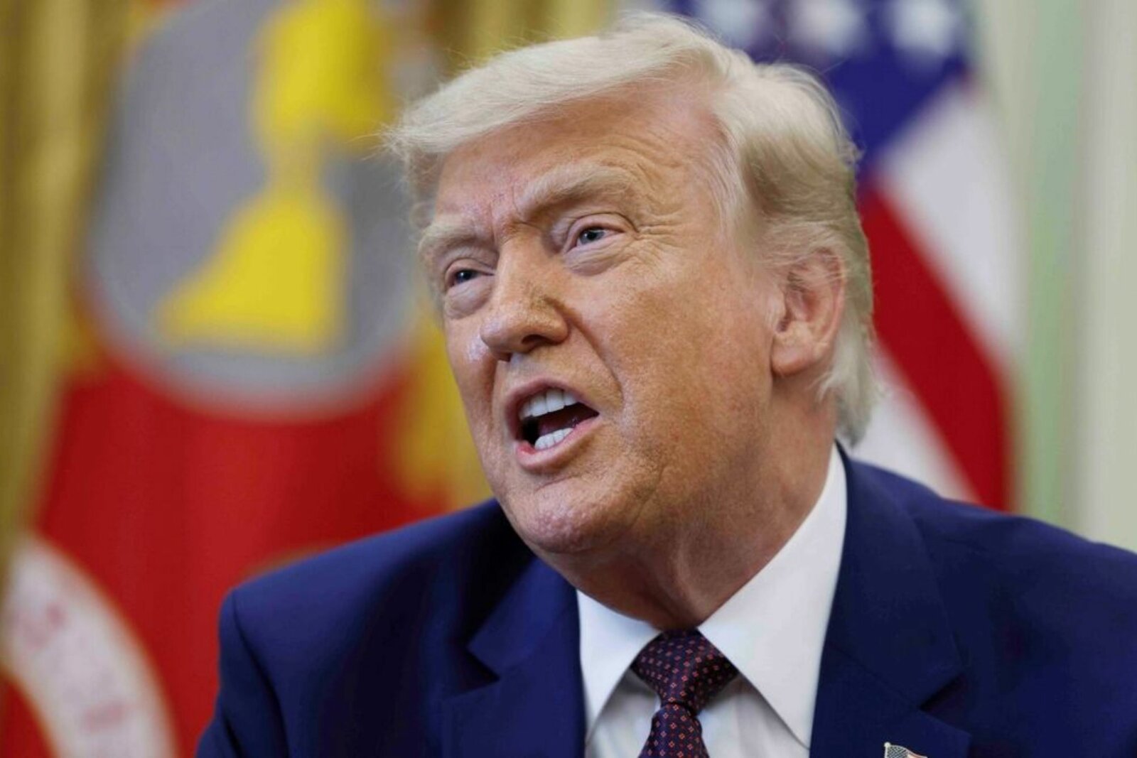 Trump acusa a líderes “comunistas” y advierte sobre “muerte y destrucción”