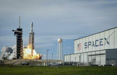 SpaceX busca recaudar 75 mil millones de dólares en bolsa