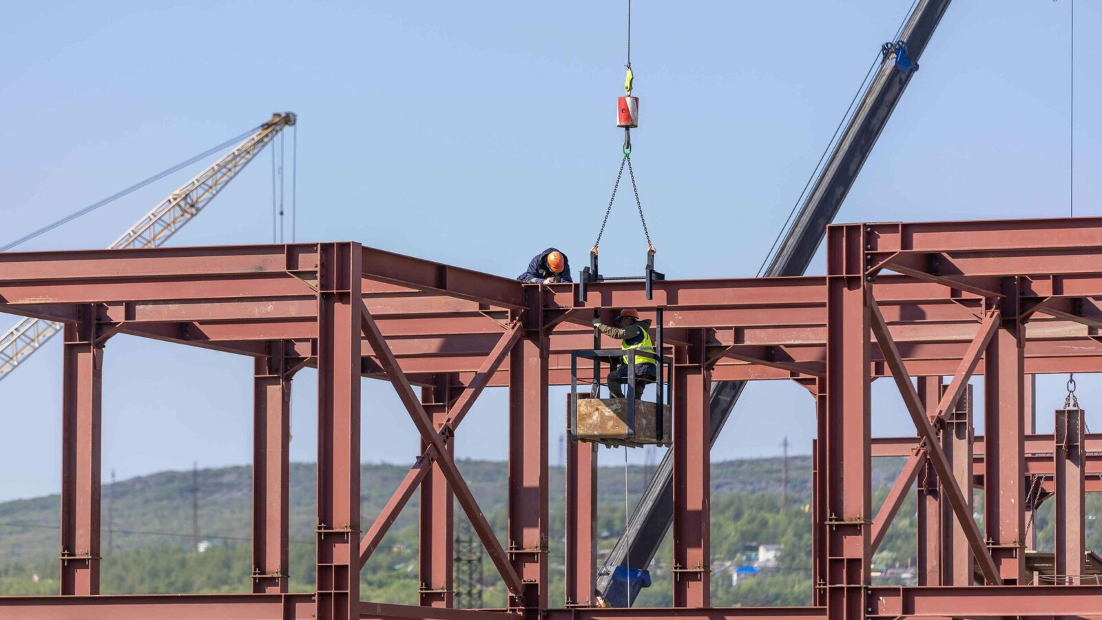Aranceles al acero elevan hasta 6% costos de construcción