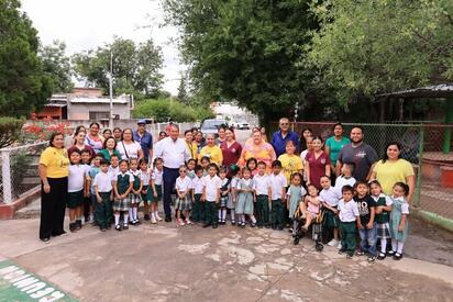 Nueva techumbre fortalecerá espacios educativos para la niñez de San Juan de Sabinas 