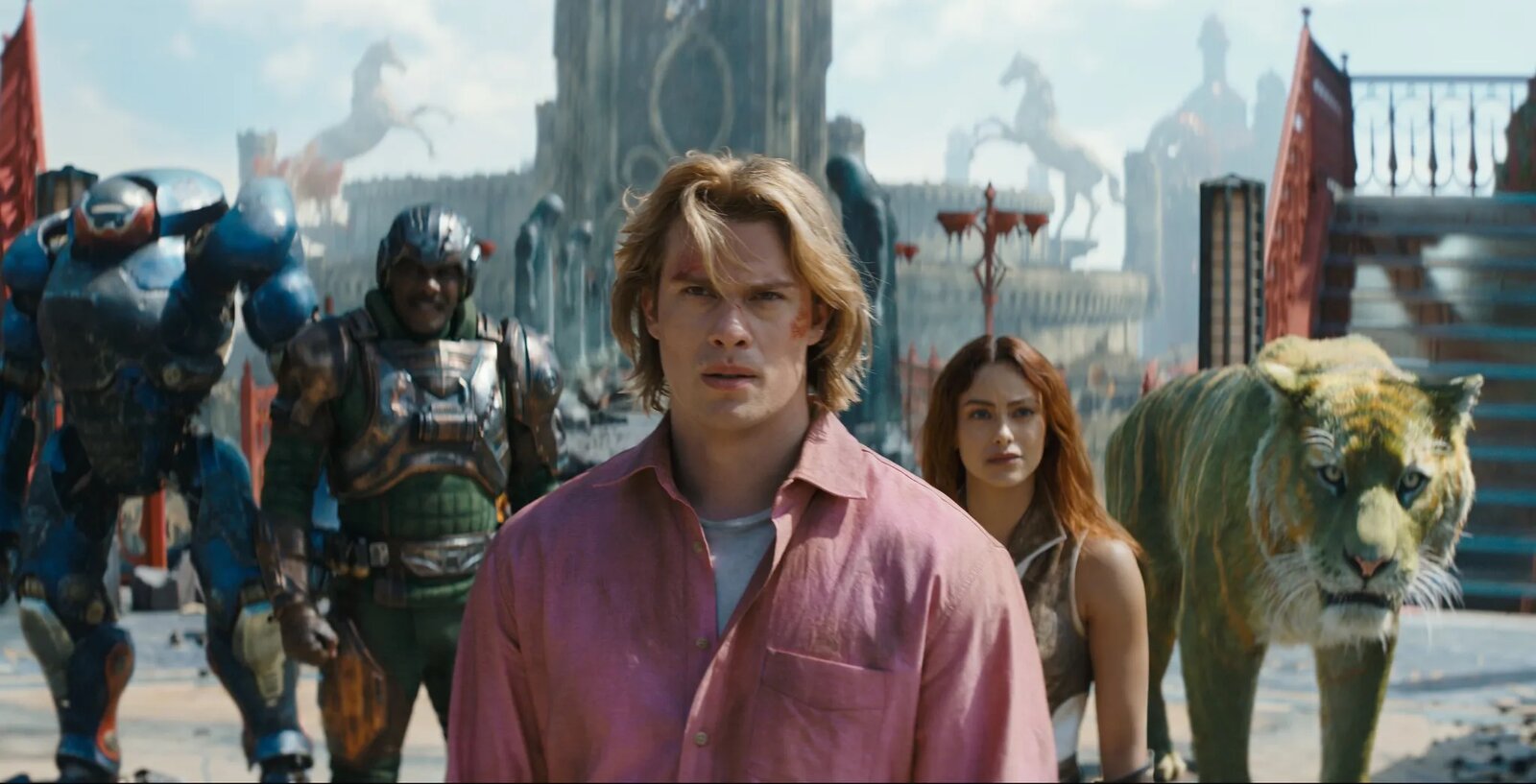 De galán a He-Man: la transformación de Nicholas Galitzine