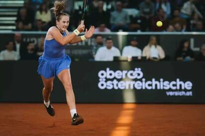 Mirra Andreeva arrasa y es finalista de Roland Garros