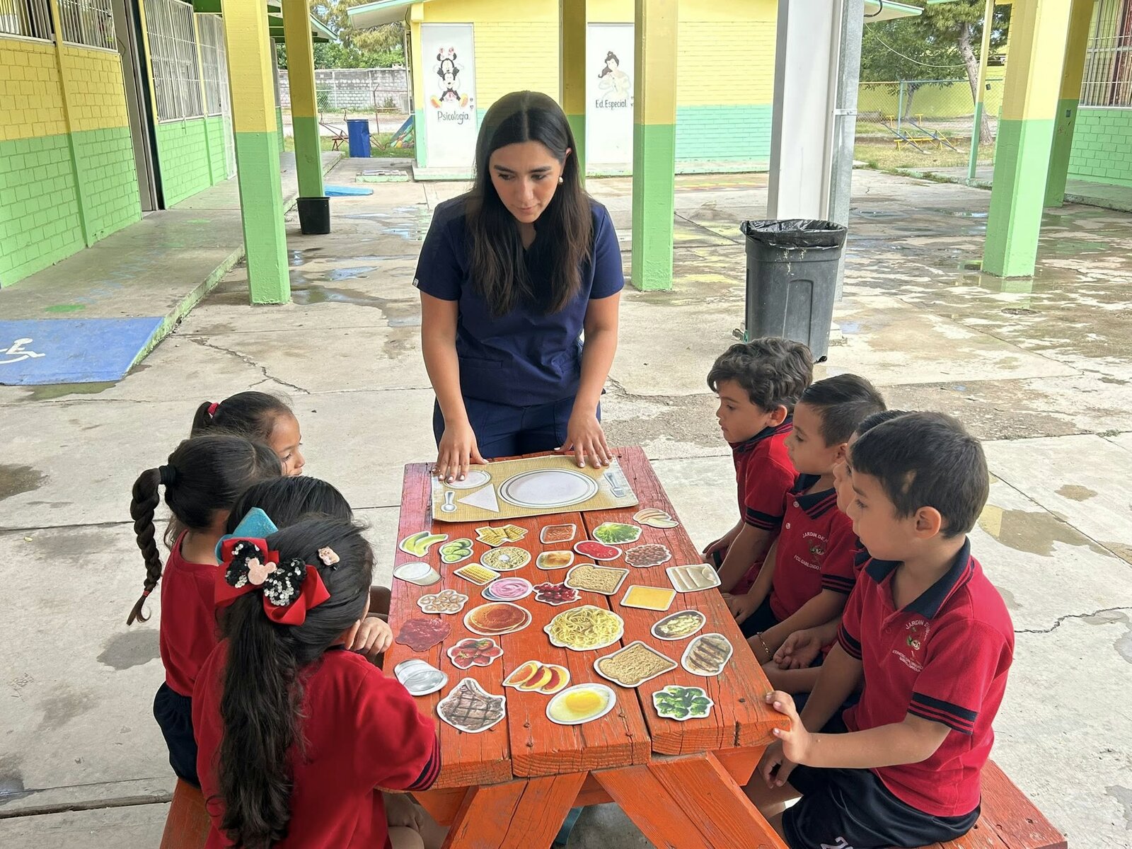 SALUD Personal de salud llevó actividades educativas al jardín de niños Gabilondo Soler en Sabinas para promover prevención, higiene, vacunación y hábitos saludables