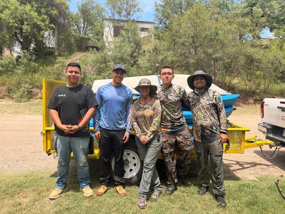 Voluntarios y ambientalistas retiraron basura, neumáticos y residuos del río Sabinas para proteger el ecosistema y fomentar la conservación de este importante