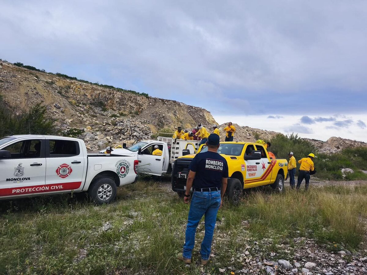 Controlan incendio forestal en las faldas del Cerro de la Gloria