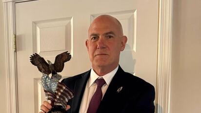 El exdirector interino de la DEA, Derek Maltz, pidió a México detener funcionarios corruptos ligados a cárteles y fortalecer cooperación internacional contra