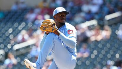 Kansas City vence a Minnesota con inning de oro en la novena