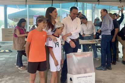Elección en Coahuila transcurre con orden y seguridad