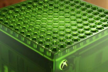 Xbox Series X25 Limited Edition: diseño translúcido inspirado en la consola original