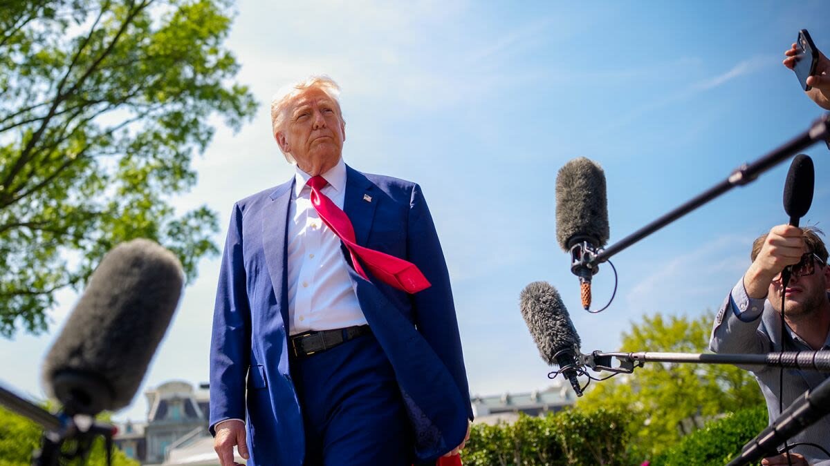 Denuncian presión de Trump contra medios y periodistas en EU