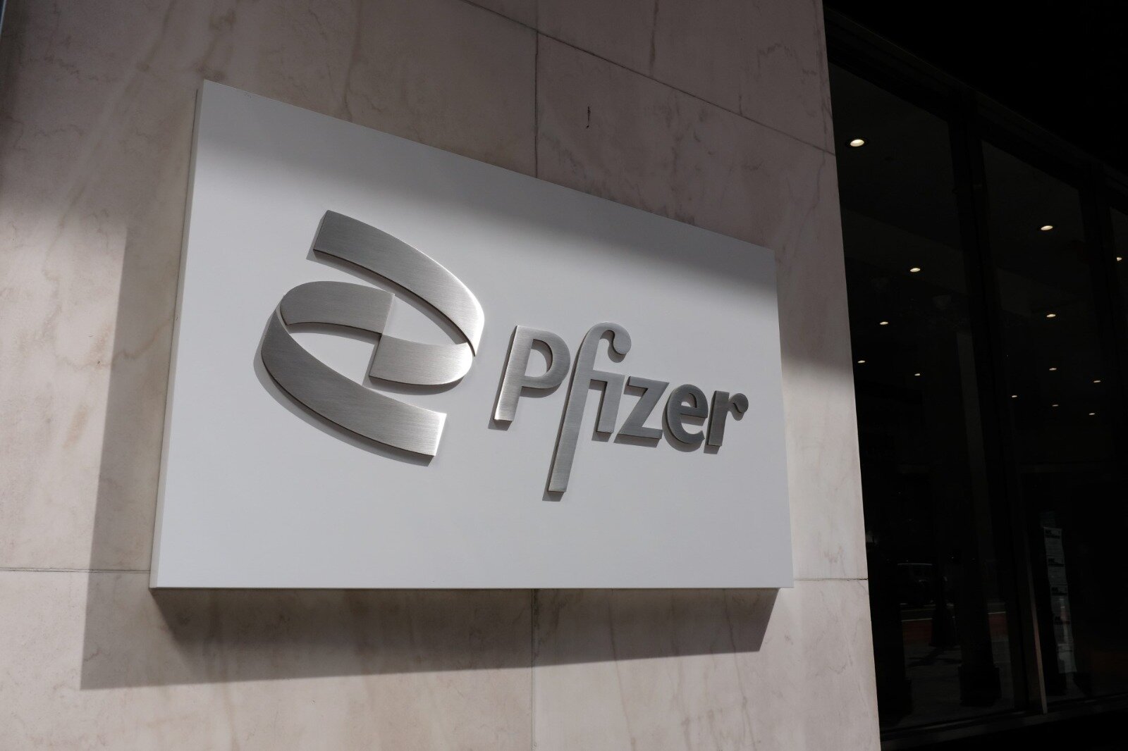 Pfizer concentra 40% de su inversión en oncología