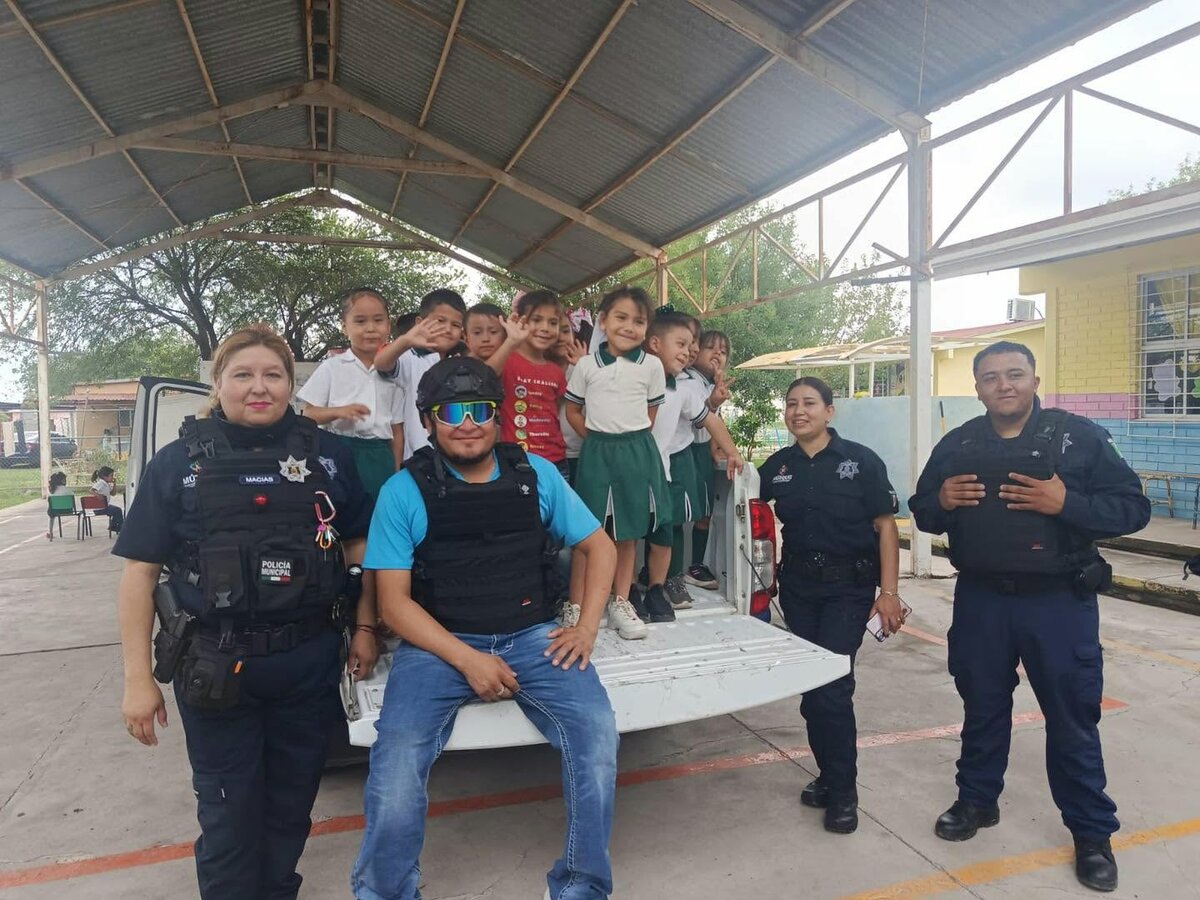 Gobierno municipal atiende con rapidez reportes ciudadanos sobre drenaje sanitario