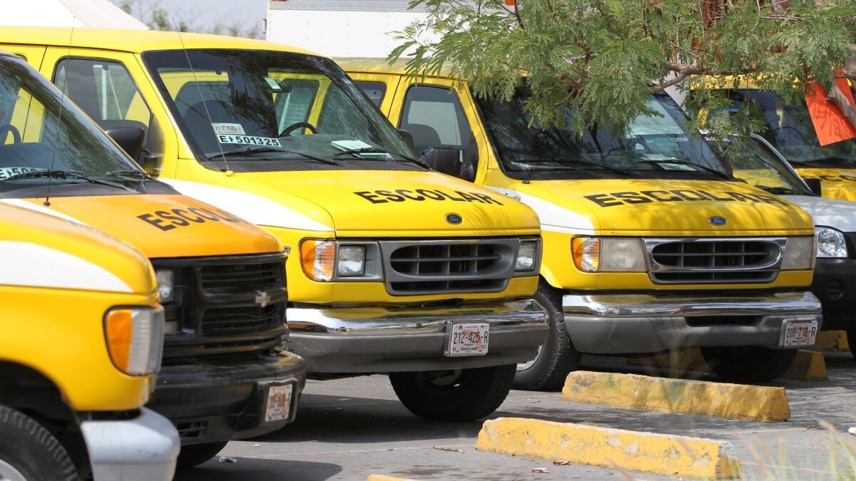 Nuevo León establece bases para programas de movilidad en escuelas