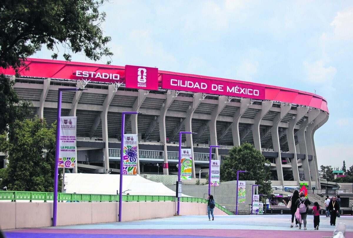 Señalan retrasos y conflictos a días del Mundial 2026 en México