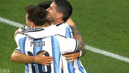 Messi regresa, anota y Argentina vence 3-0 a Islandia