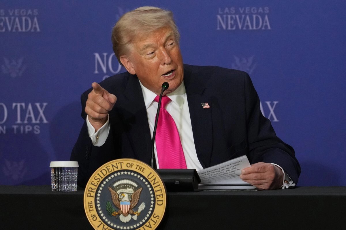 Trump asegura que 100 millones de barriles cruzaron Ormuz