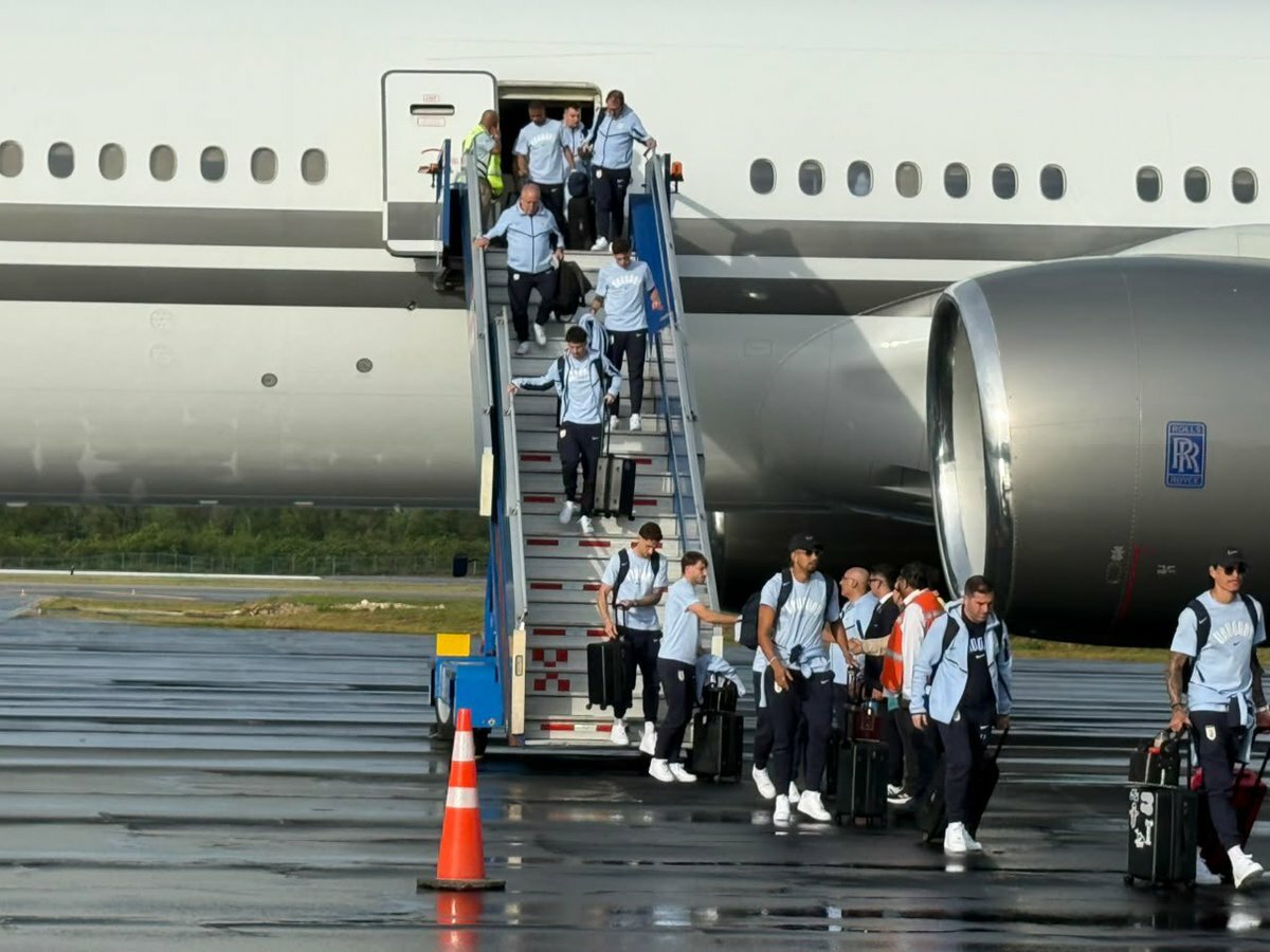 Uruguay llega a Cancún para concentrar previo al Mundial