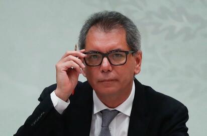 Hacienda confirmó que no hay recursos para atender la demanda de la CNTE sobre pensiones y la Ley del ISSSTE 2007.  El gobierno federal reiteró