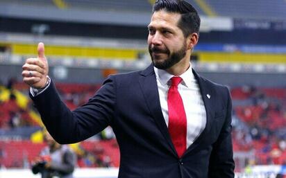 Pachuca oficializa a Benjamín Mora como nuevo técnico