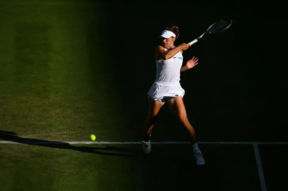 Solana Sierra debuta con triunfo en WTA Hertogenbosch
