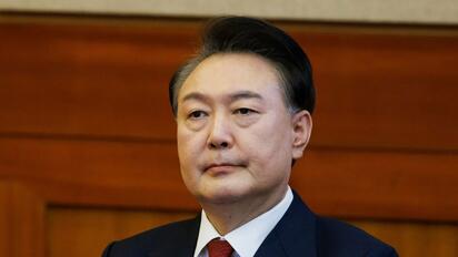 El expresidente surcoreano Yoon Suk Yeol fue condenado a 30 años de prisión por el envío de drones a Corea del Norte en 2024.  El expresidente de Corea