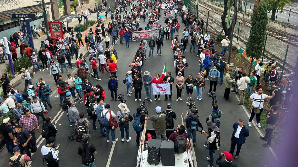 Tensiones crecen en la CNTE, pero una demanda los mantiene en pie