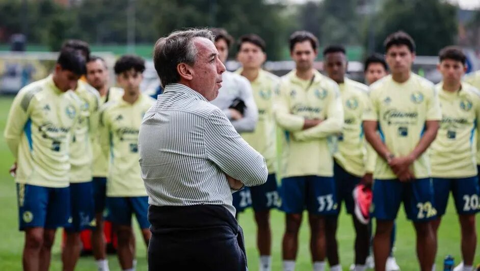 Emilio Azcárraga se reúne con el América previo al Apertura 2026