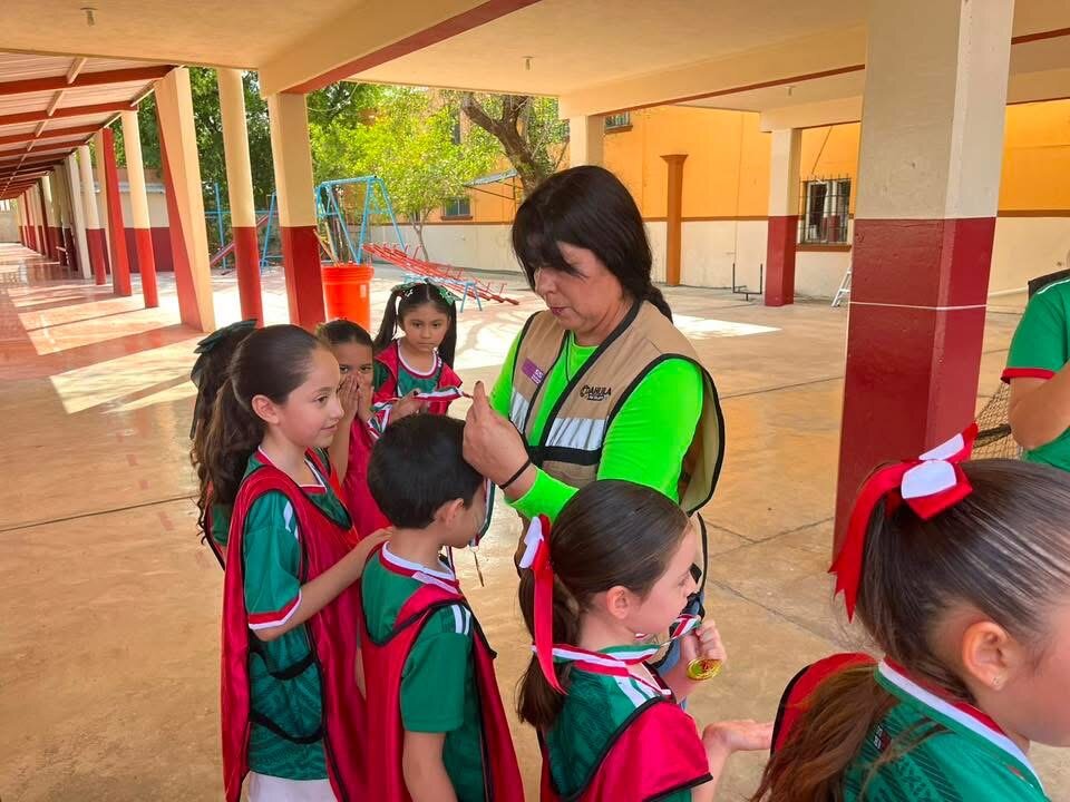 La Jurisdicción Sanitaria 03 llevó actividades deportivas y de prevención de accidentes al colegio José Antonio Plancarte y Labastida, fomentando hábitos