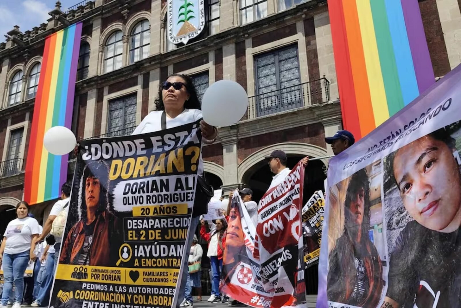 Familias marchan por Dorian y Marisol, desaparecidos en Morelos