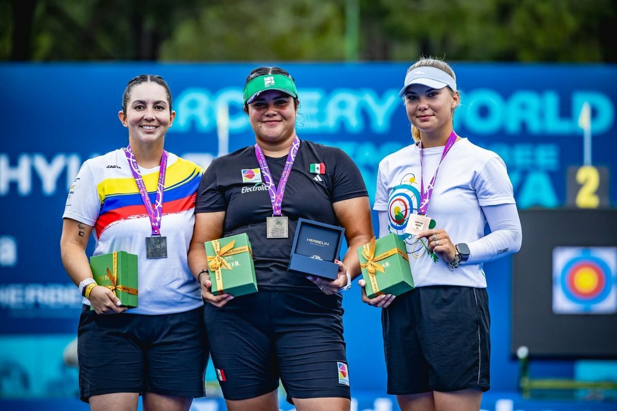 Andrea Becerra conquista oro en Copa del Mundo de Tiro con Arco
