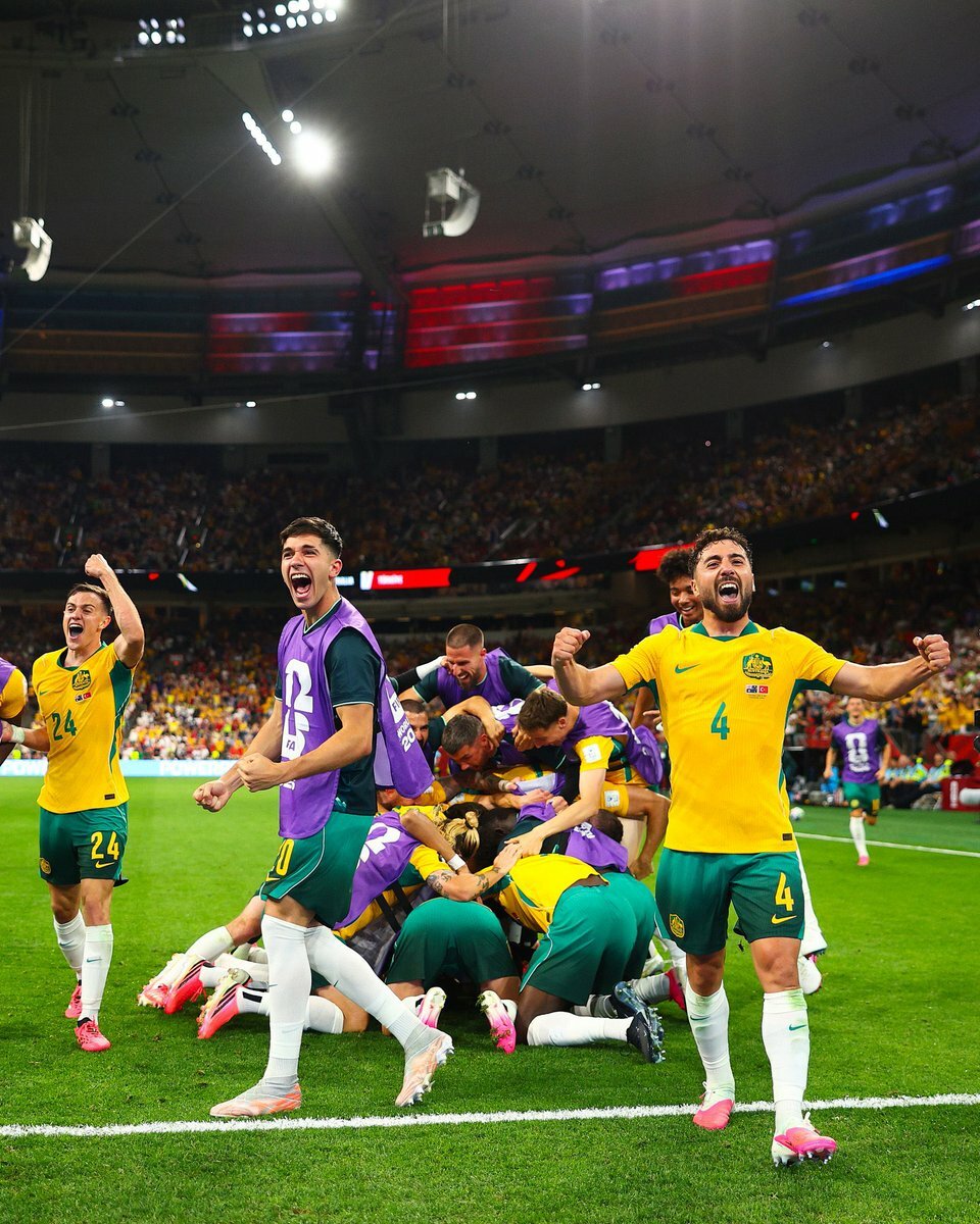 Australia vence a Turquía 
